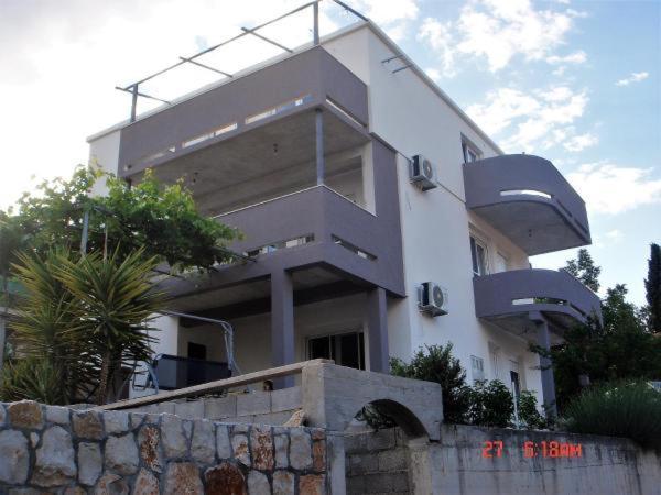 Apartments 4 Me Trogir Eksteriør billede